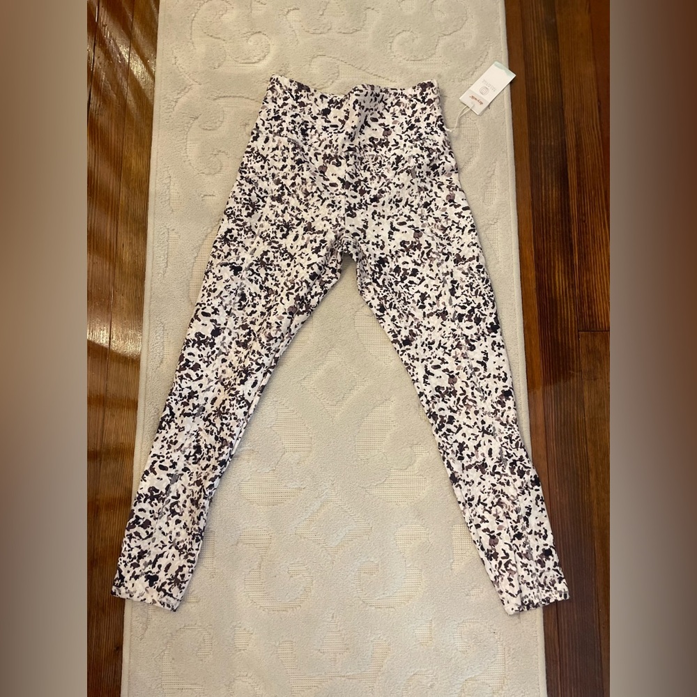 Balance collection leggings